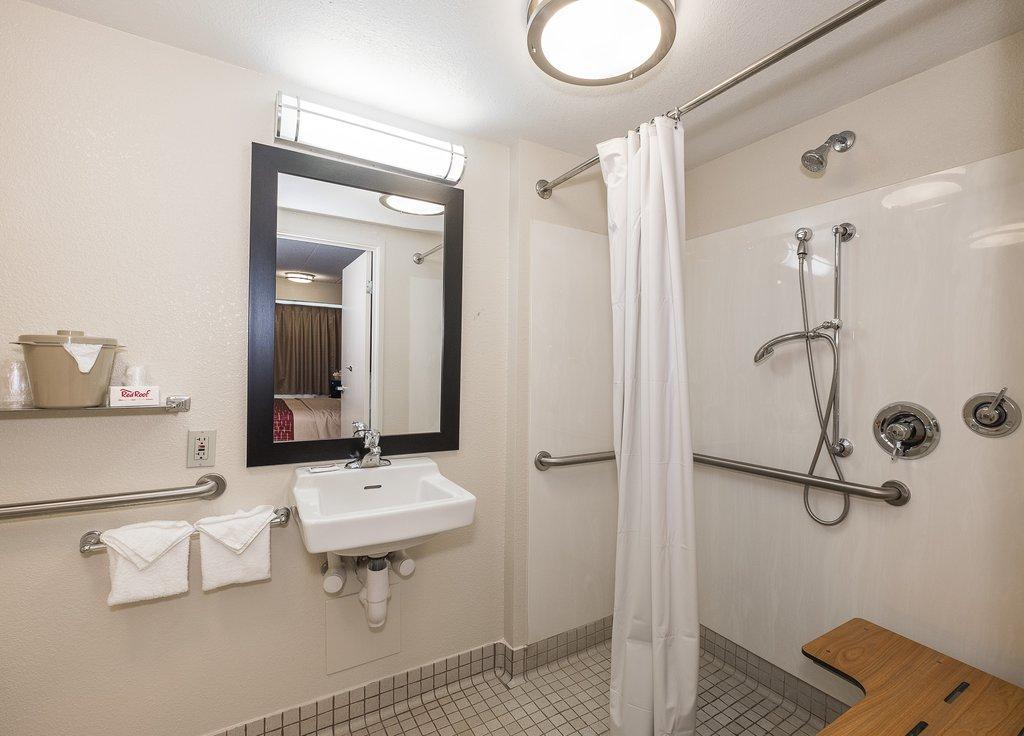 Red Roof Inn Lansing West - Msu Екстериор снимка