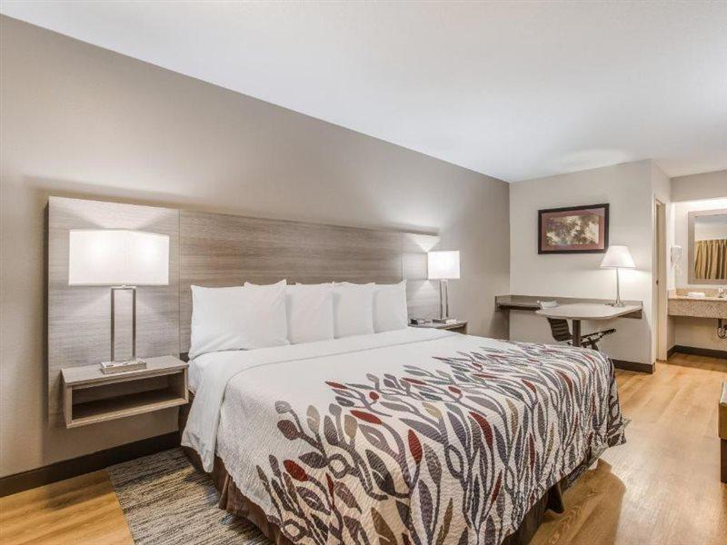 Red Roof Inn Lansing West - Msu Екстериор снимка
