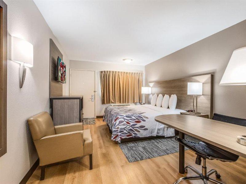 Red Roof Inn Lansing West - Msu Екстериор снимка