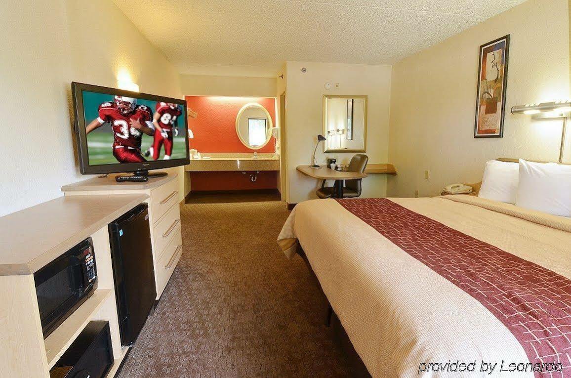 Red Roof Inn Lansing West - Msu Екстериор снимка